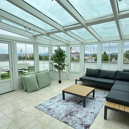 220 Qm Penthouse Wohnung Mit Fahrstuhl - Ohne Spa MHG Buitenkant foto
