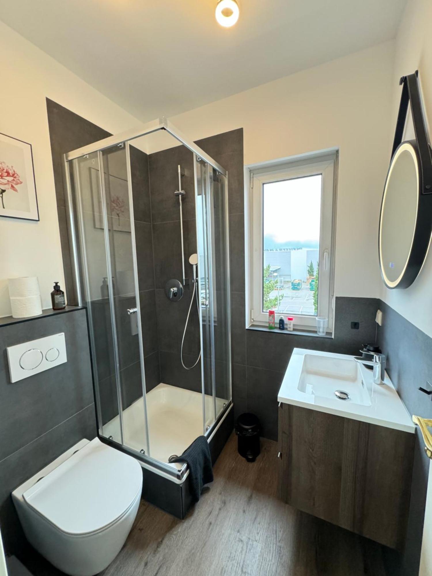 220 Qm Penthouse Wohnung Mit Fahrstuhl - Ohne Spa MHG Buitenkant foto