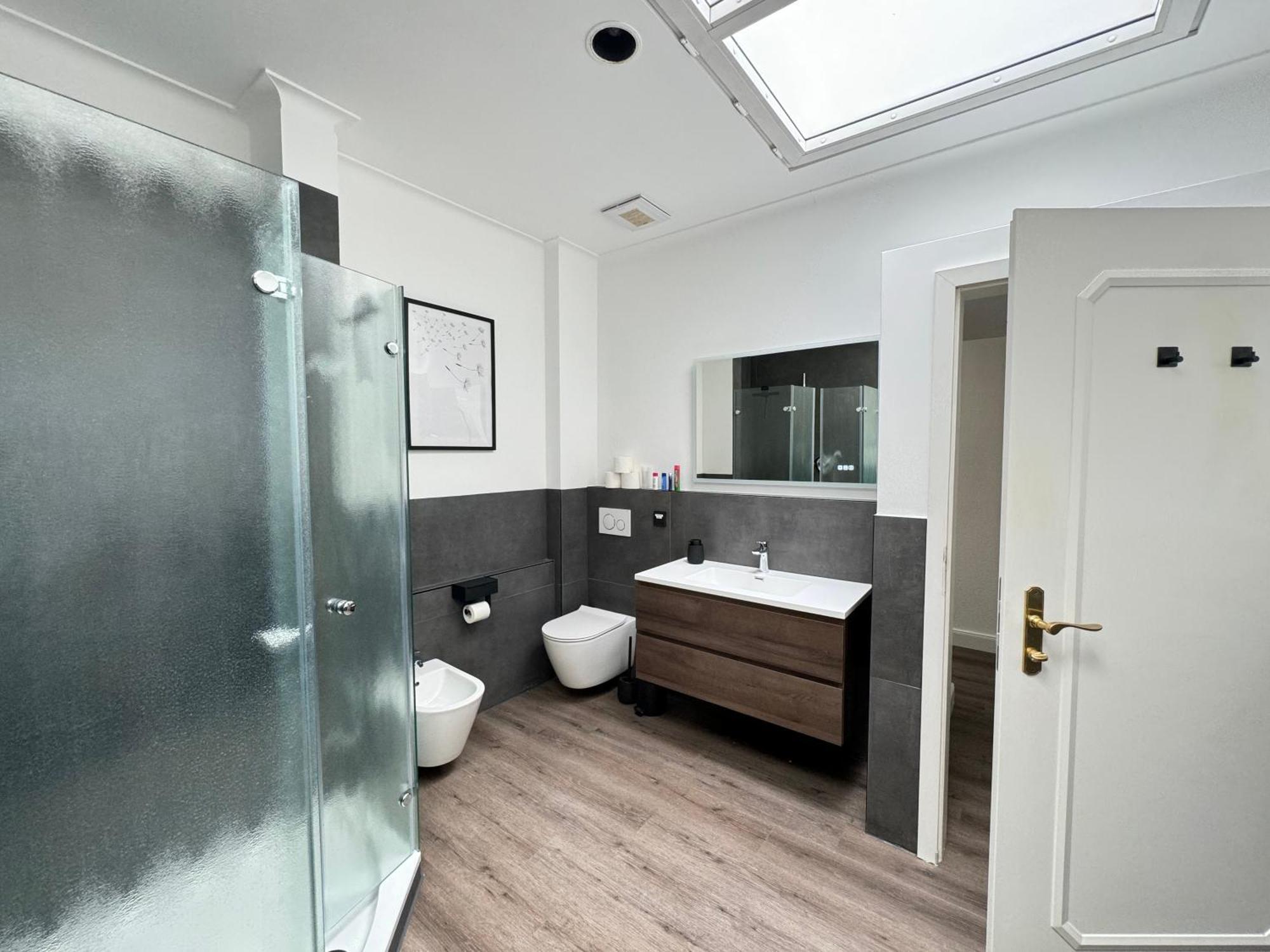 220 Qm Penthouse Wohnung Mit Fahrstuhl - Ohne Spa MHG Buitenkant foto
